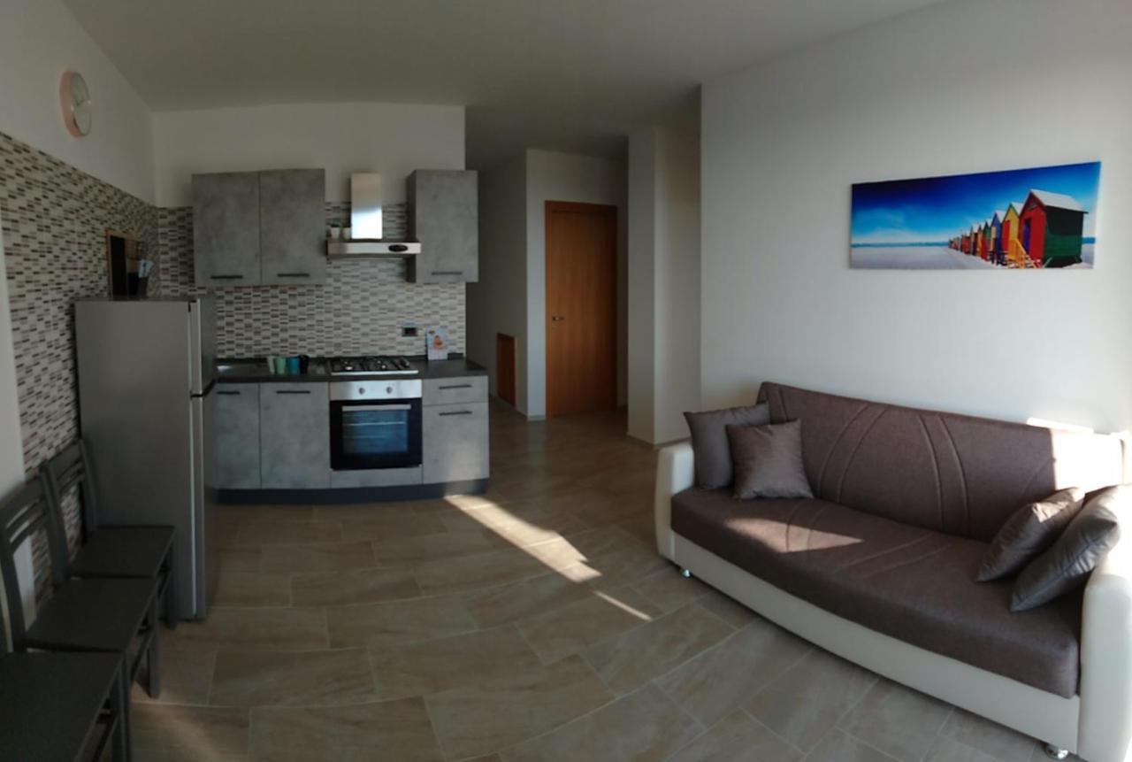 Via Mediterraneo 39 Casa Vacanze ペタッチャート エクステリア 写真